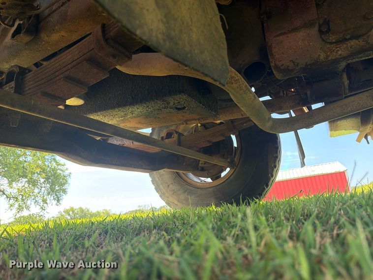 image for item EX4133 1980 International 1754 rollback truck