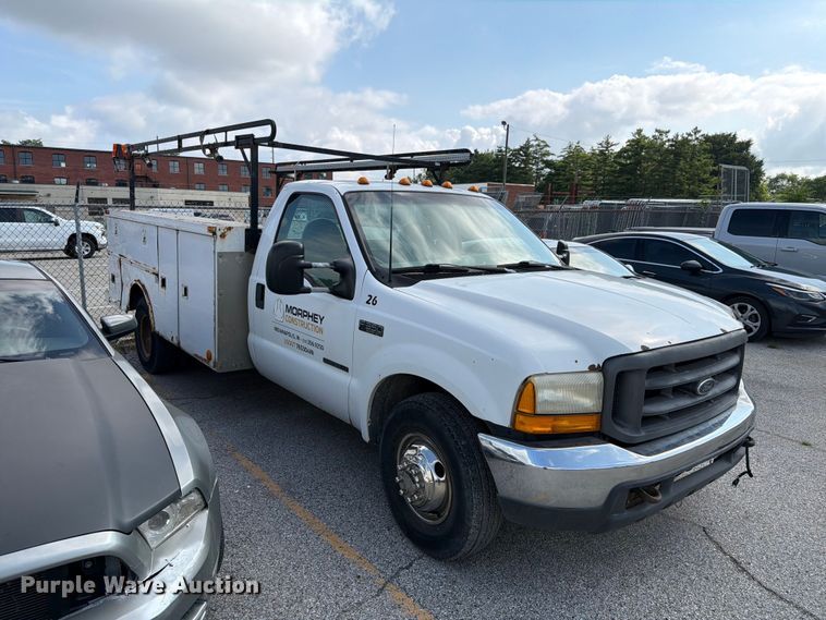 image for item EX4547 2000 Ford F350 Super Duty utility bed pickup truck