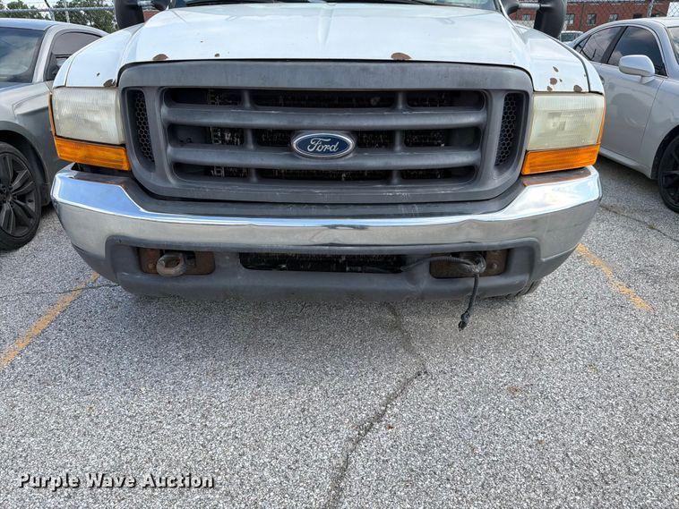 image for item EX4547 2000 Ford F350 Super Duty utility bed pickup truck