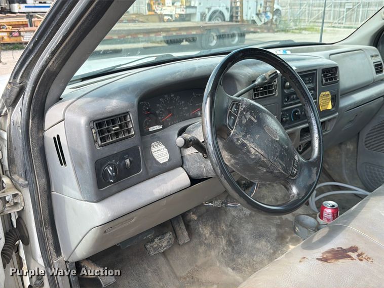 image for item EX4547 2000 Ford F350 Super Duty utility bed pickup truck