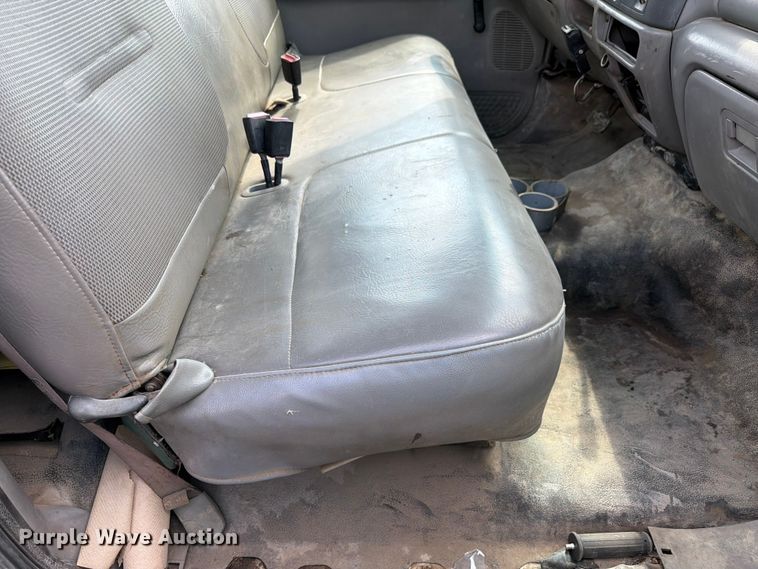 image for item EX4547 2000 Ford F350 Super Duty utility bed pickup truck