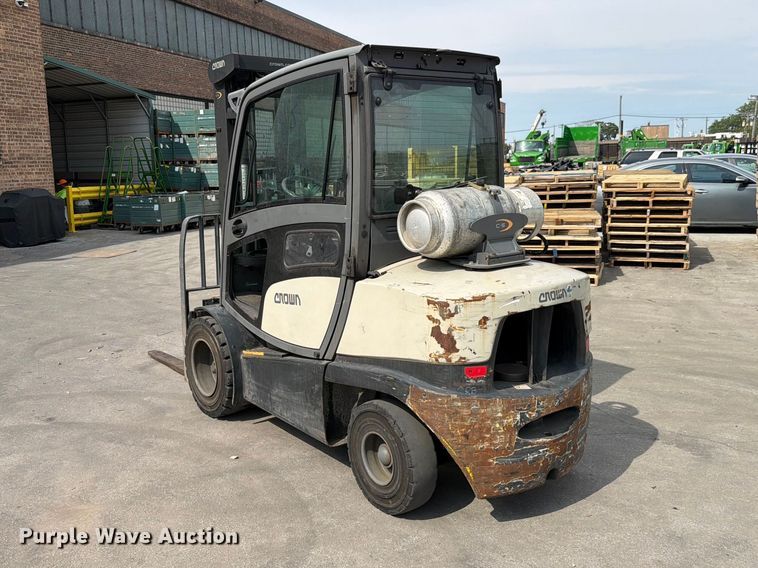 image for item EX4600 2020 Crown C51050-65 forklift
