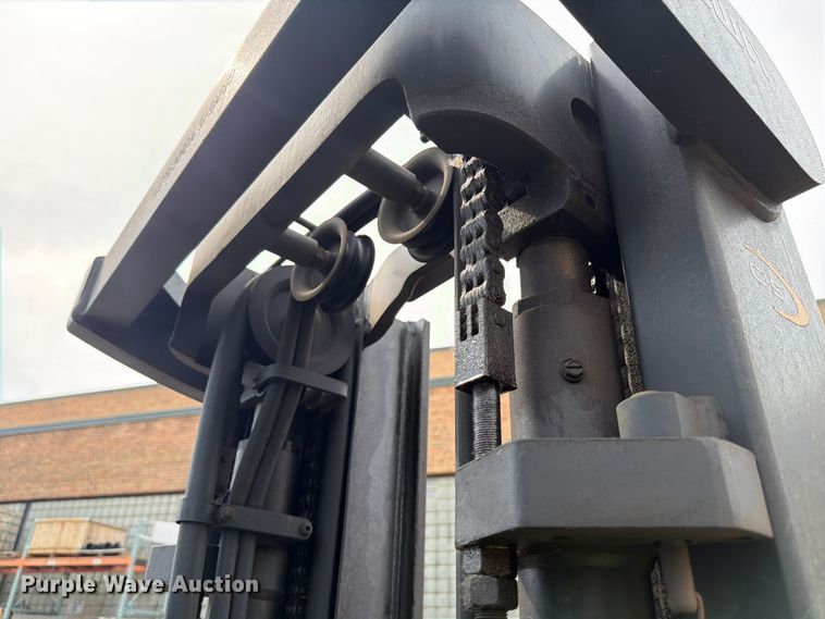 image for item EX4600 2020 Crown C51050-65 forklift