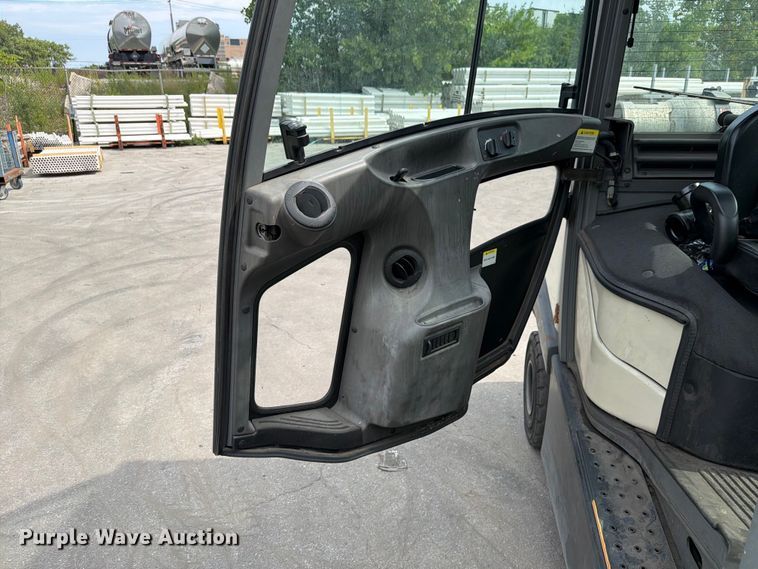 image for item EX4600 2020 Crown C51050-65 forklift