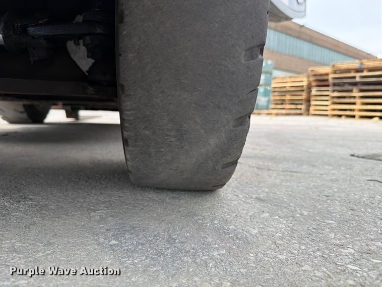 image for item EX4600 2020 Crown C51050-65 forklift