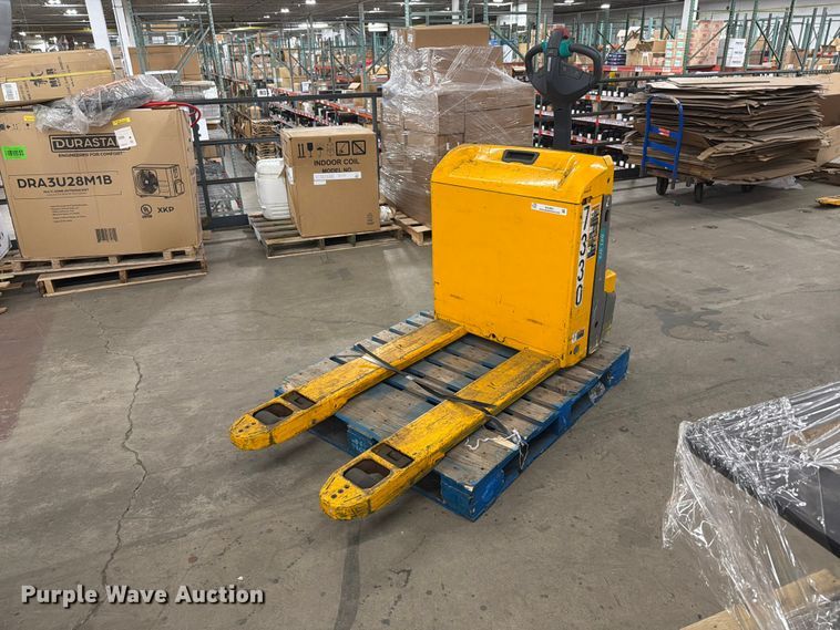 image for item EX4601 2021 Jungheinrich EJE120US pallet jack