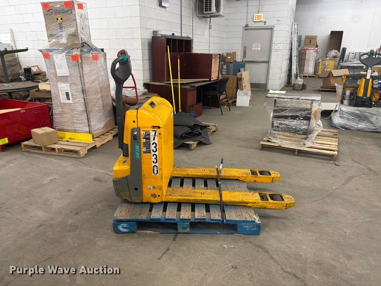image for item EX4601 2021 Jungheinrich EJE120US pallet jack