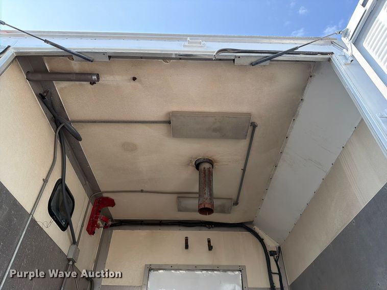 image for item FB4989 2007 Chevrolet C7000 box truck