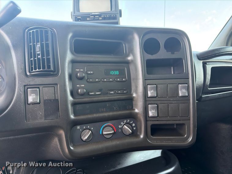 image for item FB4989 2007 Chevrolet C7000 box truck