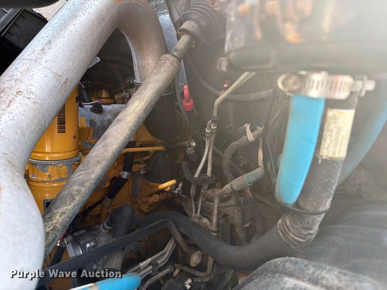 image for item FB4989 2007 Chevrolet C7000 box truck