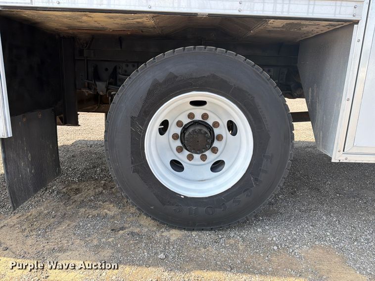 image for item FB4989 2007 Chevrolet C7000 box truck
