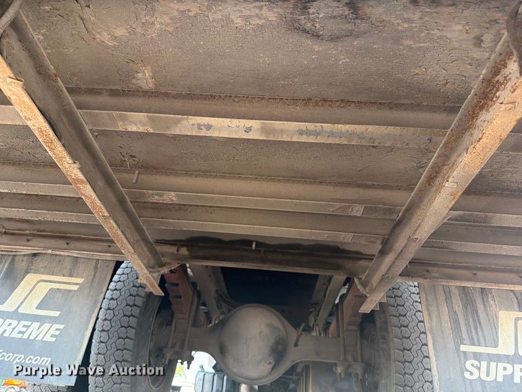 image for item FB4989 2007 Chevrolet C7000 box truck