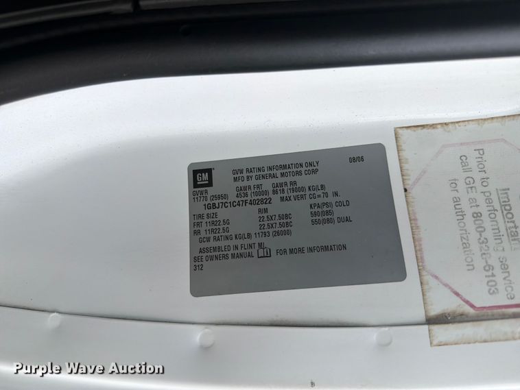 image for item FB4989 2007 Chevrolet C7000 box truck