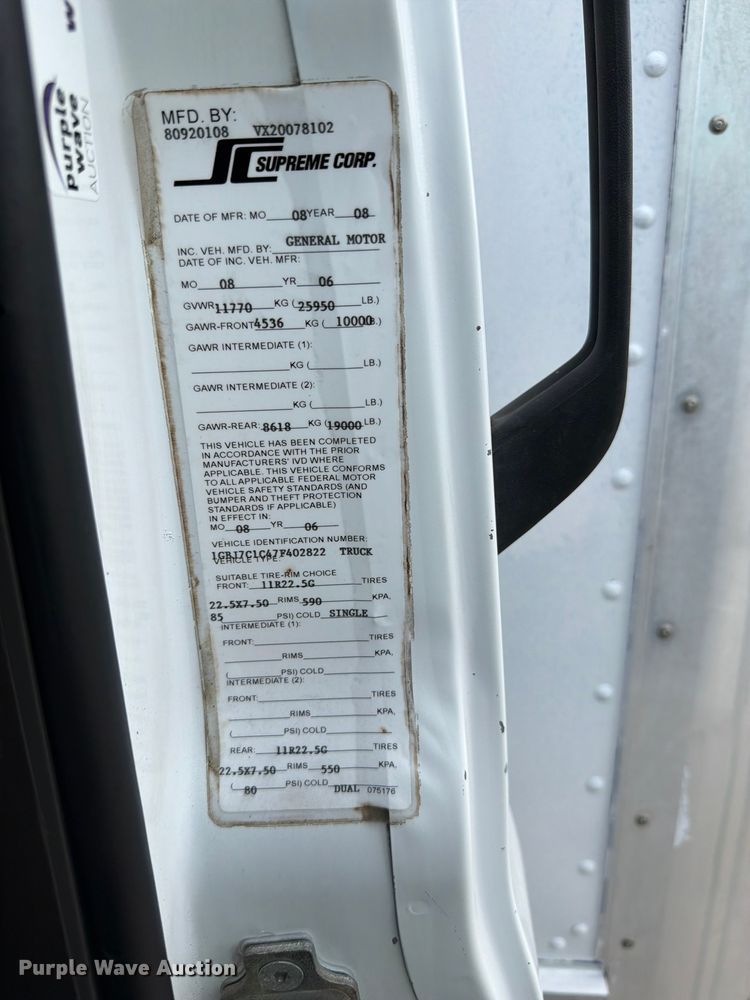 image for item FB4989 2007 Chevrolet C7000 box truck