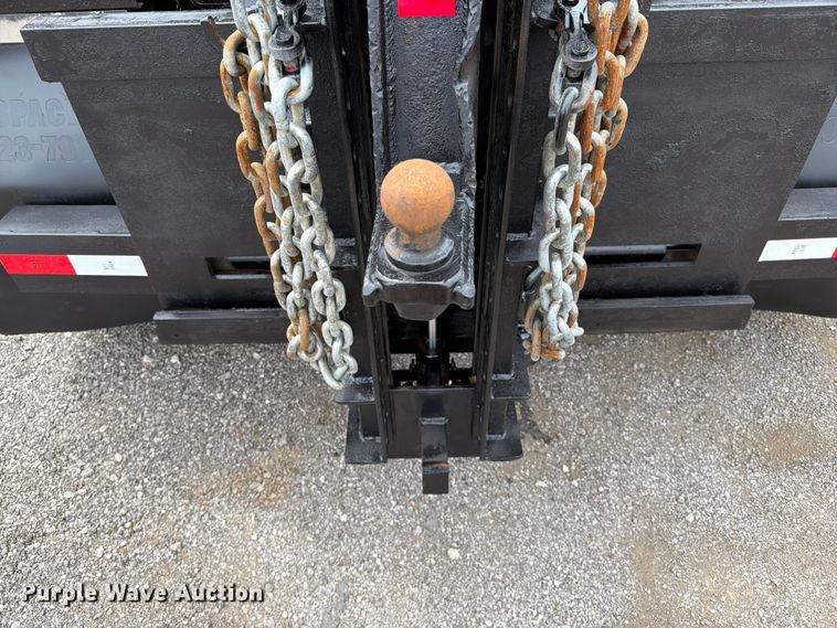 image for item FB4993 2015 Freightliner 114SD toter truck