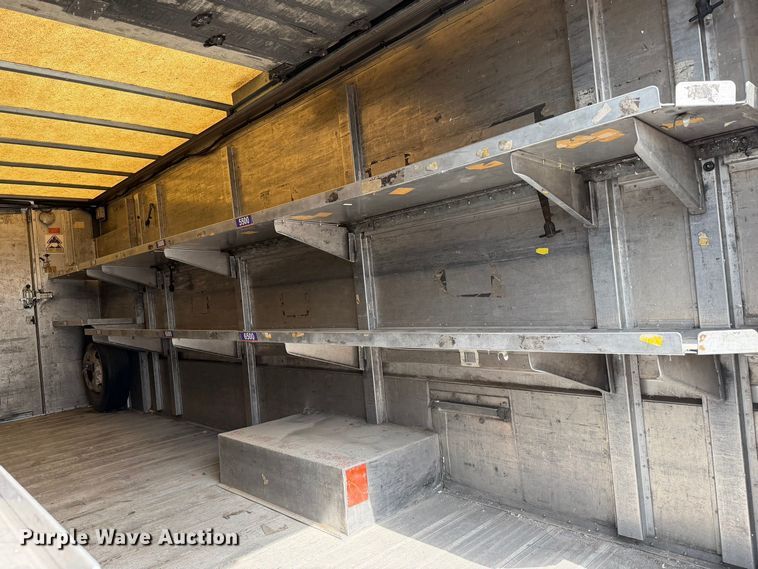 image for item FB4998 2001 Freightliner MT55 delivery truck