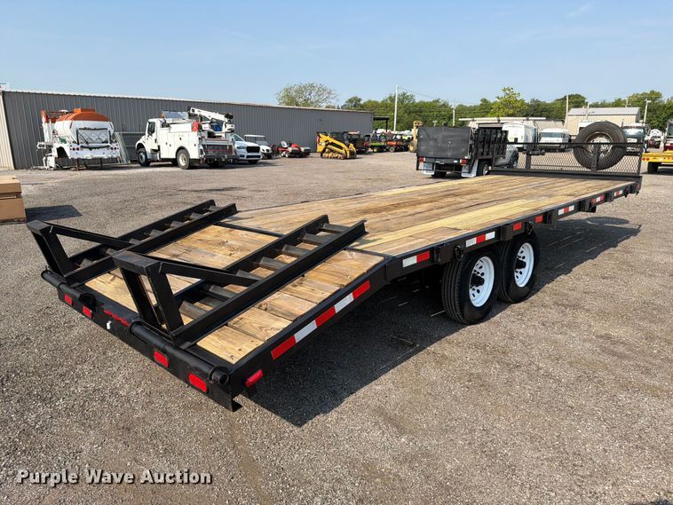 image for item FB5004 2014 Currahee E824D equipment trailer
