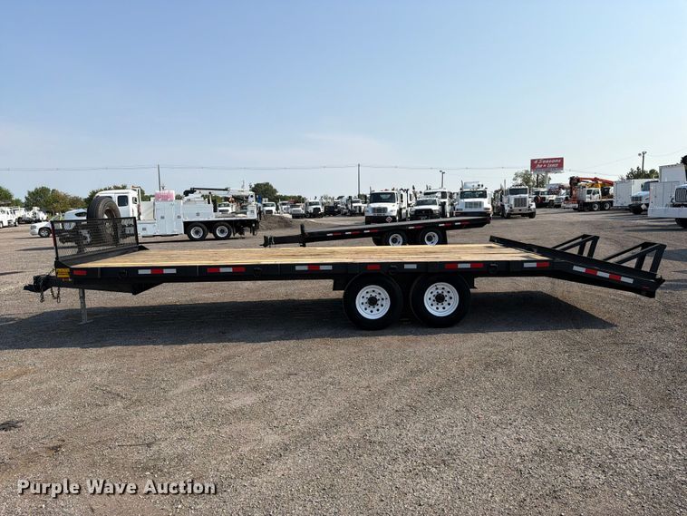 image for item FB5004 2014 Currahee E824D equipment trailer
