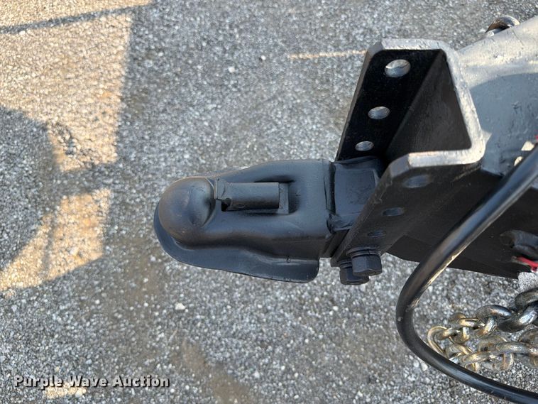 image for item FB5004 2014 Currahee E824D equipment trailer