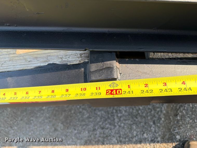 image for item FB5004 2014 Currahee E824D equipment trailer