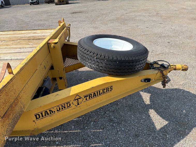 image for item FB5006 2005 Diamond T Trailer 9320 Dockover flatbed trailer