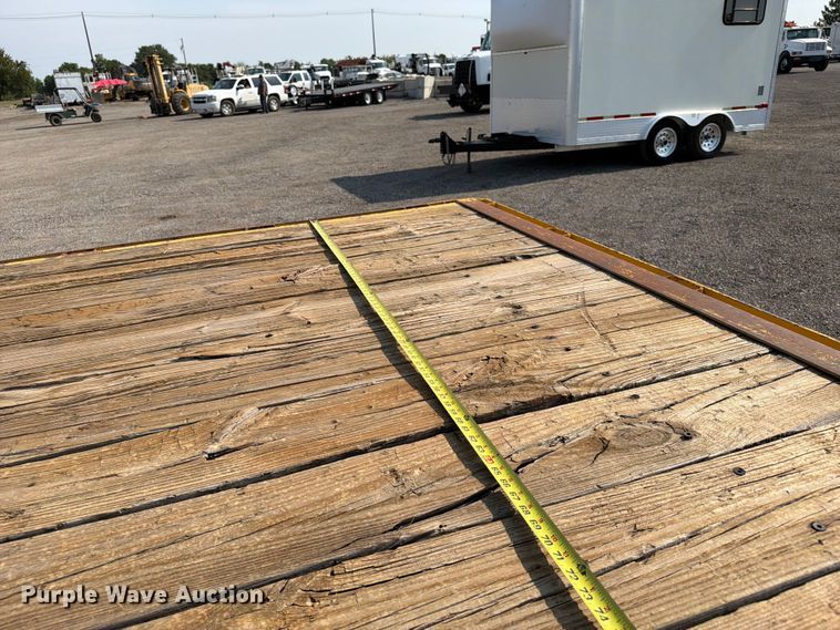 image for item FB5006 2005 Diamond T Trailer 9320 Dockover flatbed trailer