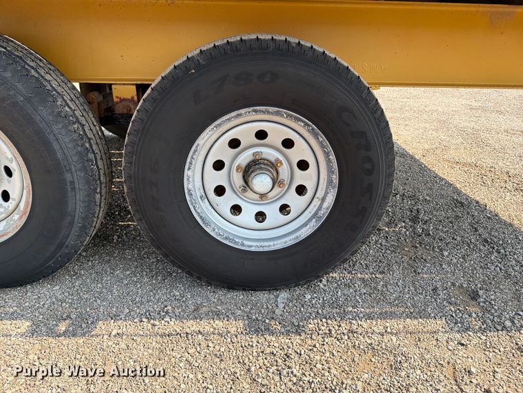 image for item FB5006 2005 Diamond T Trailer 9320 Dockover flatbed trailer
