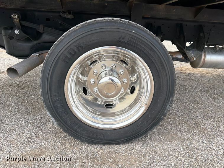 image for item FB5008 2018 RAM 5500 flatbed truck