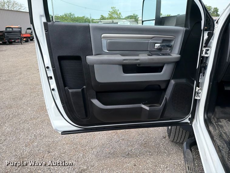 image for item FB5008 2018 RAM 5500 flatbed truck