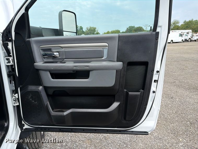 image for item FB5008 2018 RAM 5500 flatbed truck