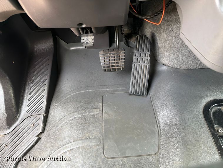 image for item FB5016 2009 Freightliner Business Class M2 bus