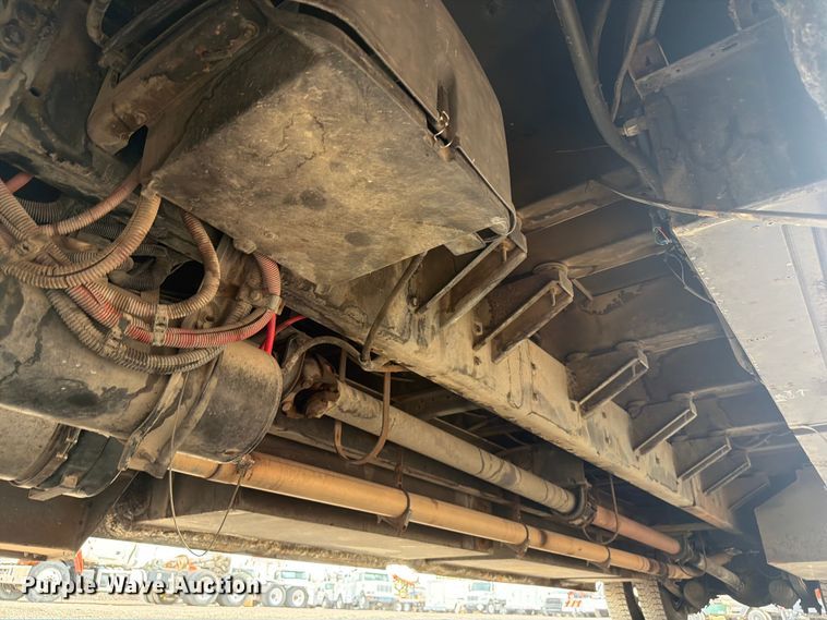 image for item FB5016 2009 Freightliner Business Class M2 bus