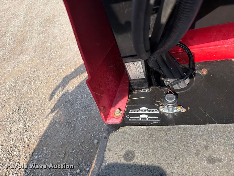 image for item FB5017 Toro Multi Pro 1250 Spray Pro turf sprayer