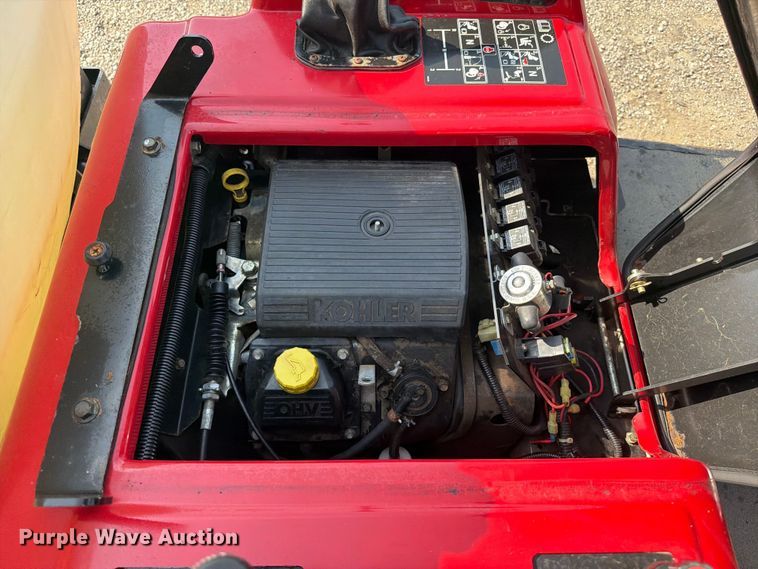 image for item FB5017 Toro Multi Pro 1250 Spray Pro turf sprayer