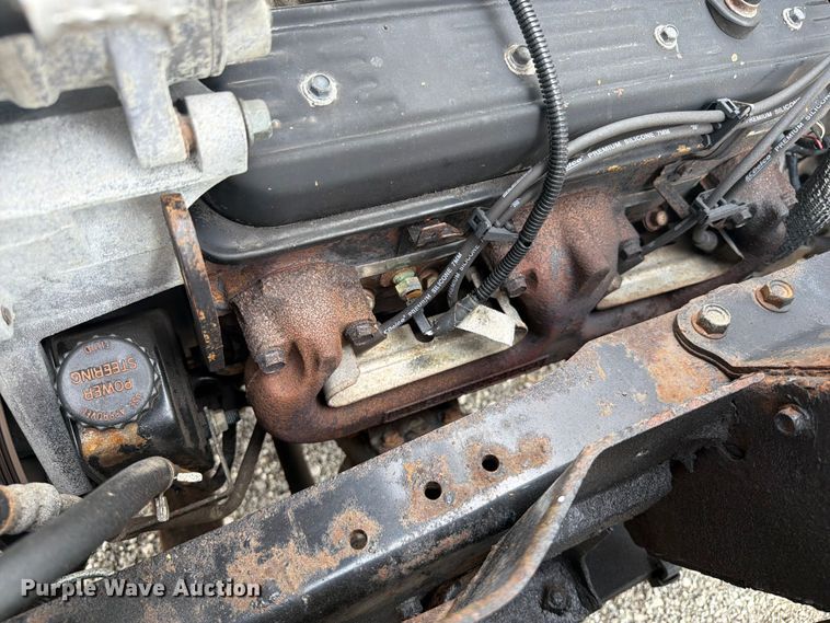 image for item FB5018 2002 GMC W4500 box truck