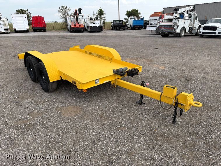 image for item FB5025 1999 Butler LT-712 tilt deck utility trailer