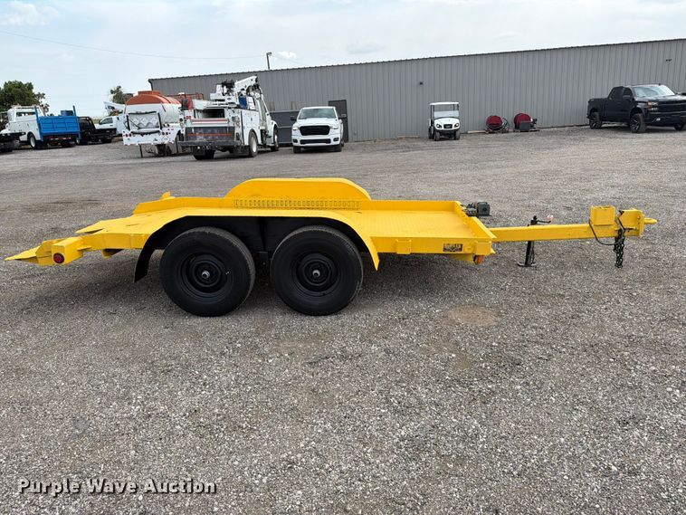 image for item FB5025 1999 Butler LT-712 tilt deck utility trailer