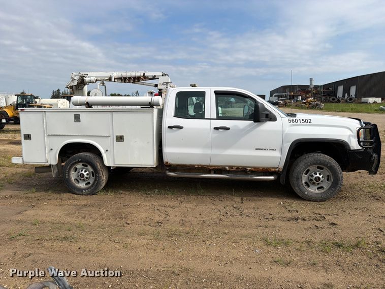 image for item FB5894 2015 GMC Sierra 2500HD Ext. Cab utility bed pickup truck