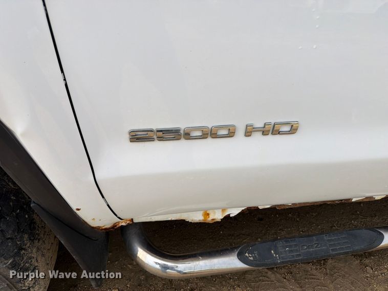 image for item FB5894 2015 GMC Sierra 2500HD Ext. Cab utility bed pickup truck
