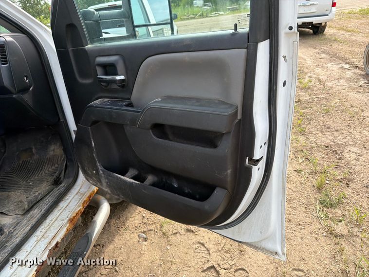image for item FB5894 2015 GMC Sierra 2500HD Ext. Cab utility bed pickup truck