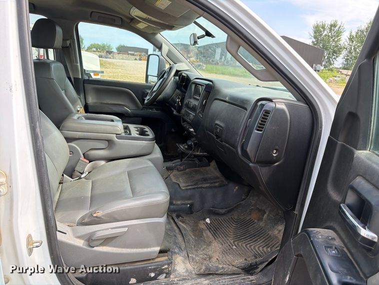 image for item FB5894 2015 GMC Sierra 2500HD Ext. Cab utility bed pickup truck