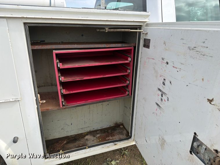 image for item FB5894 2015 GMC Sierra 2500HD Ext. Cab utility bed pickup truck