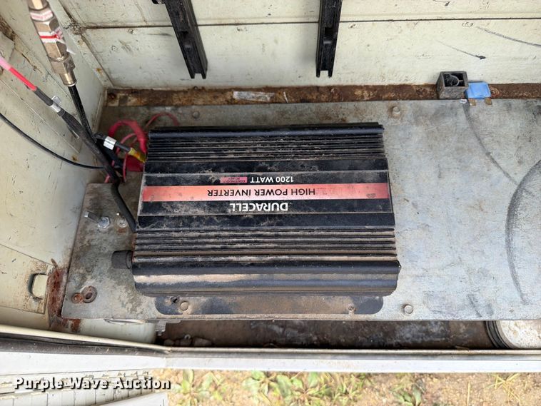 image for item FB5894 2015 GMC Sierra 2500HD Ext. Cab utility bed pickup truck