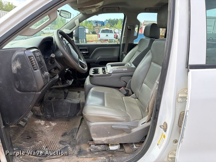 image for item FB5894 2015 GMC Sierra 2500HD Ext. Cab utility bed pickup truck