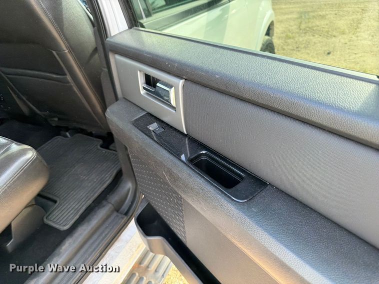 image for item FB5895 2011 Ford Expedition SUV