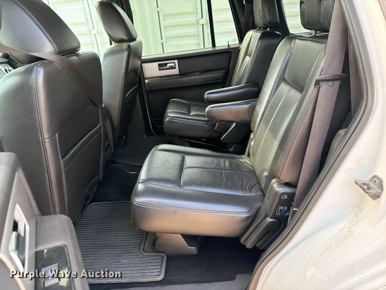 image for item FB5895 2011 Ford Expedition SUV