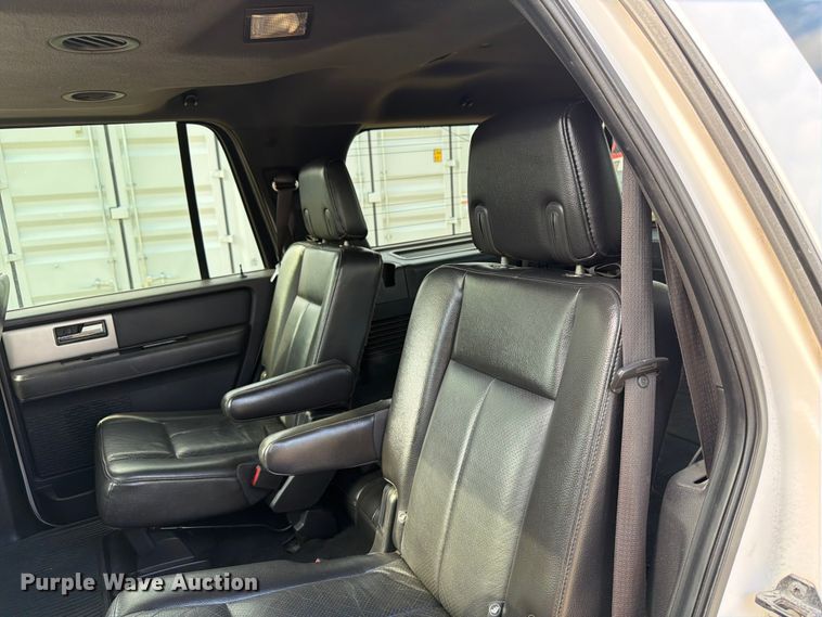 image for item FB5895 2011 Ford Expedition SUV