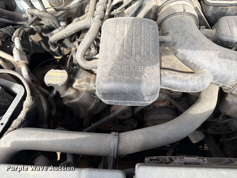 image for item FB5895 2011 Ford Expedition SUV
