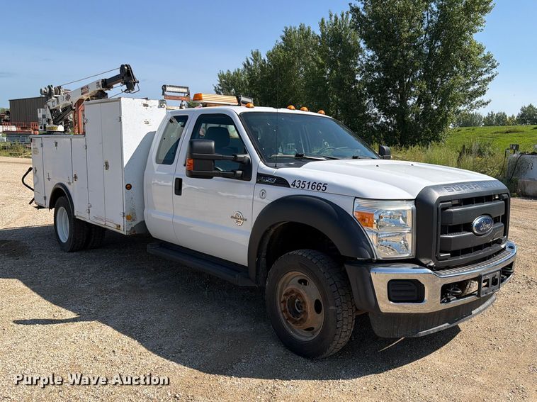 image for item FB5899 2016 Ford F550 Super Duty Ext. Cab utility / service truck