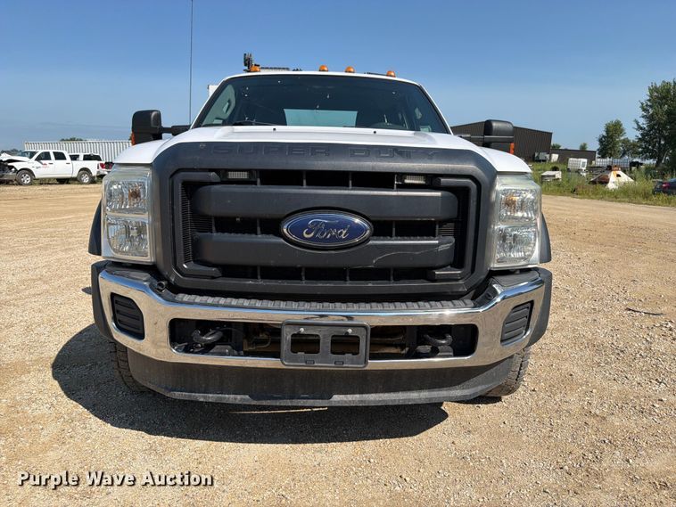 image for item FB5899 2016 Ford F550 Super Duty Ext. Cab utility / service truck